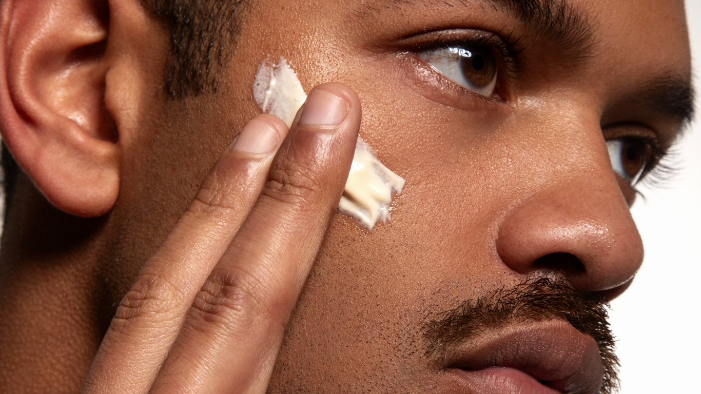 Skincare Before and After the Gym: Expert Tips from a Baza Cosmetics Cosmetologist